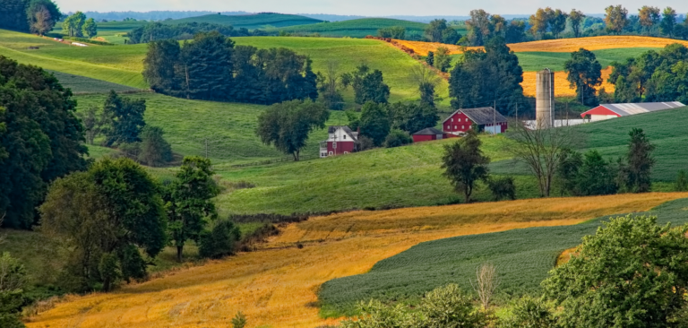 an image of an ohio farm